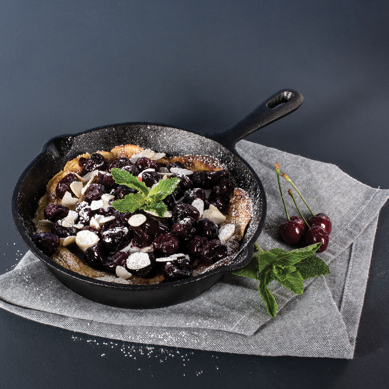 Pyrolux Pyrocast Skillet - Go Camping & Overlanding