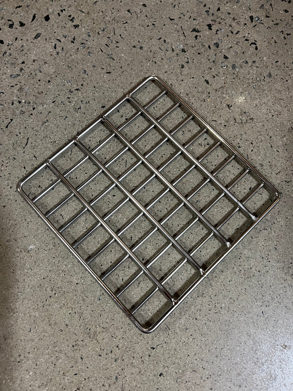Red Roads Blaze-n-BBQ Fire Pit Grid